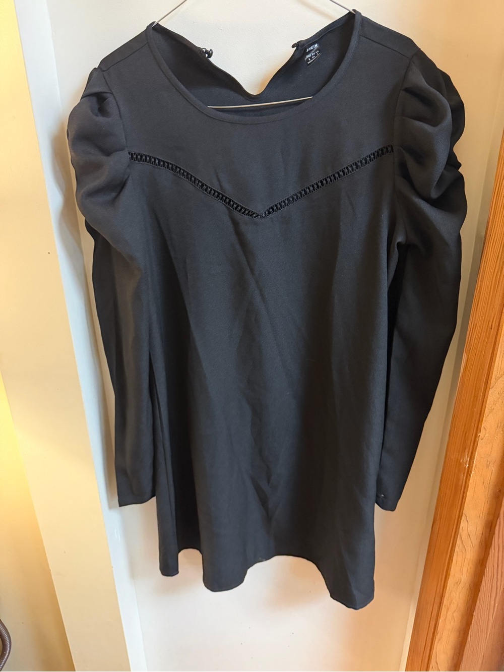 SHEIN Black Long-Sleeve Puff Shoulder Top with Crochet Yoke